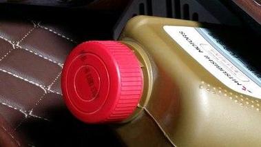 机油放了10年能用吗？机油过期了能用吗  第1张