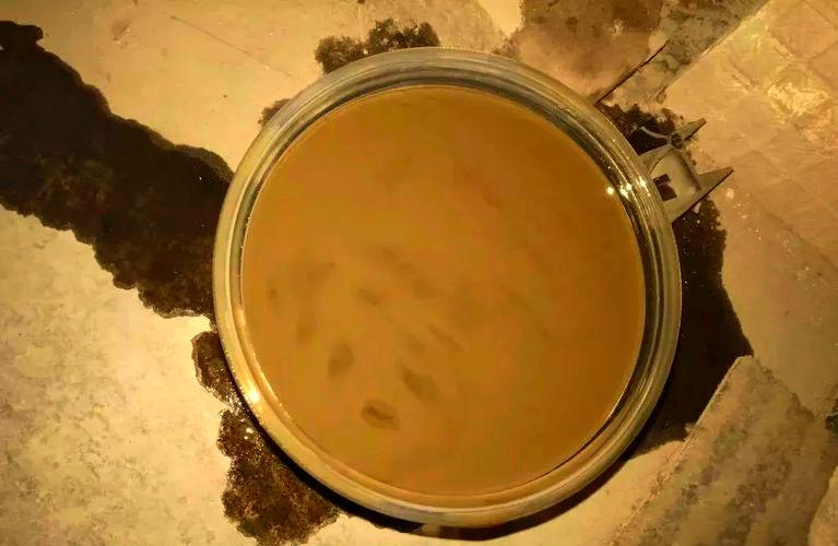 机油乳化会导致什么后果?机油盖有乳化现象 机油尺没有 第2张 机油乳化会导致什么后果?机油盖有乳化现象 机油尺没有 第2张