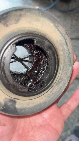 机油烧干了还能跑多远?没有机油开车20公里有啥后果 第2张 机油烧干了还能跑多远?没有机油开车20公里有啥后果 第2张