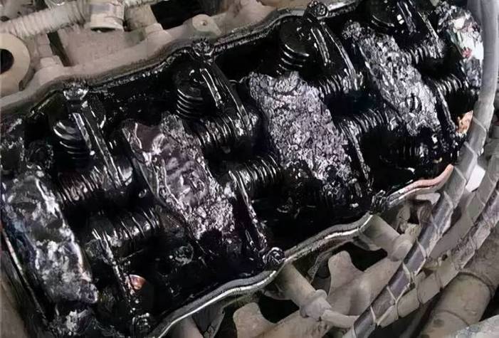 假机油开了5000公里?怎么判断车加了假机油 第1张 假机油开了5000公里?怎么判断车加了假机油 第1张