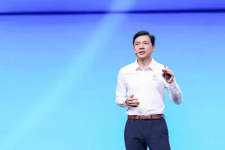 中国 AI 大厂，被 Deepseek 掀了牌桌之后  第3张