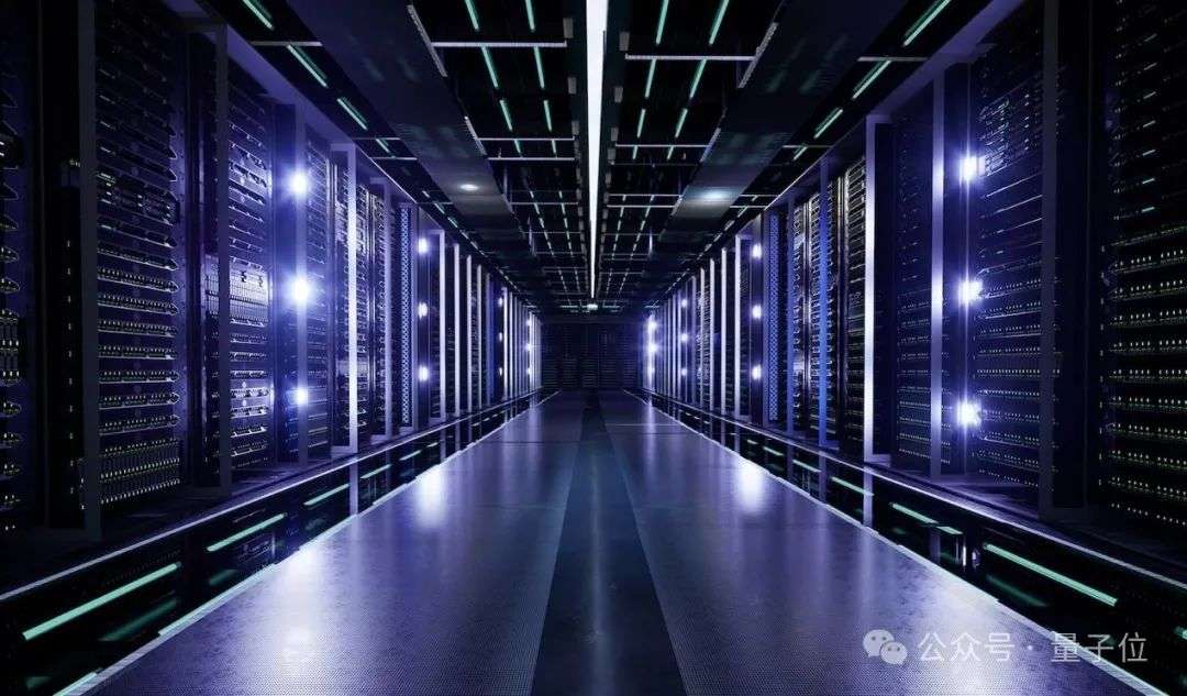 华为CloudMatrix重磅论文披露AI数据中心新范式，推理效率超NV H100  第4张
