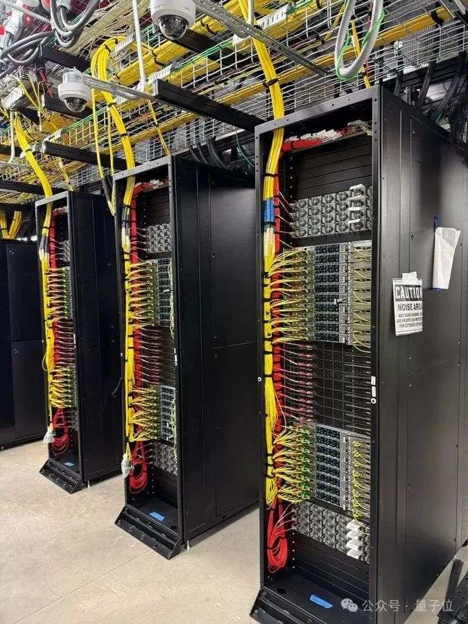OpenAI资金链告急！紧急启动300亿美金融资，星际之门现在岌岌可危  第7张