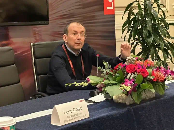 扛起联想75%营收的男人，对2025年AI硬件做出六点预测  第1张