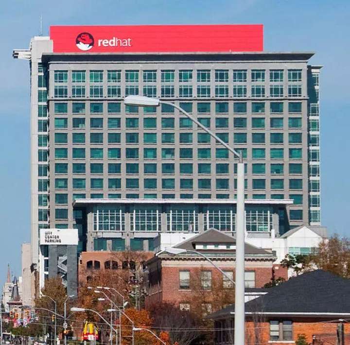 不是，你们大模型全开源了，那到底咋挣钱啊？  第12张