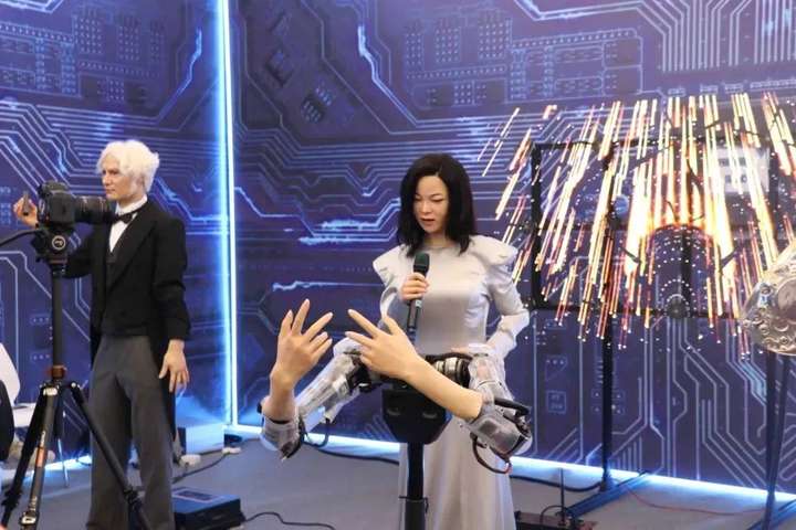 文旅演艺新模式：人类导演+AI编剧+机器人演员  第6张