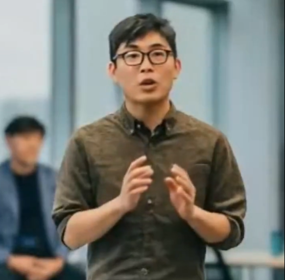 谷歌发布“Vlogger”模型：单张图片生成10秒视频  第11张