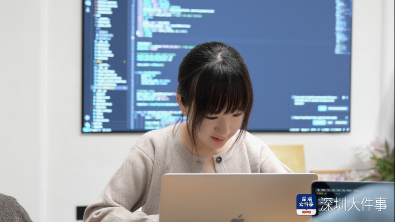 创办AI平台，深圳13岁女孩玩转“码农+创始人”双重身份  第5张