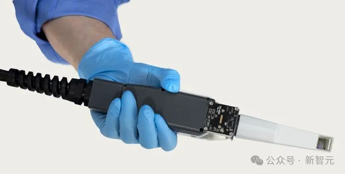 世界首例！AI机器人做牙科手术，8倍速诊疗比人类医生更精准  第4张