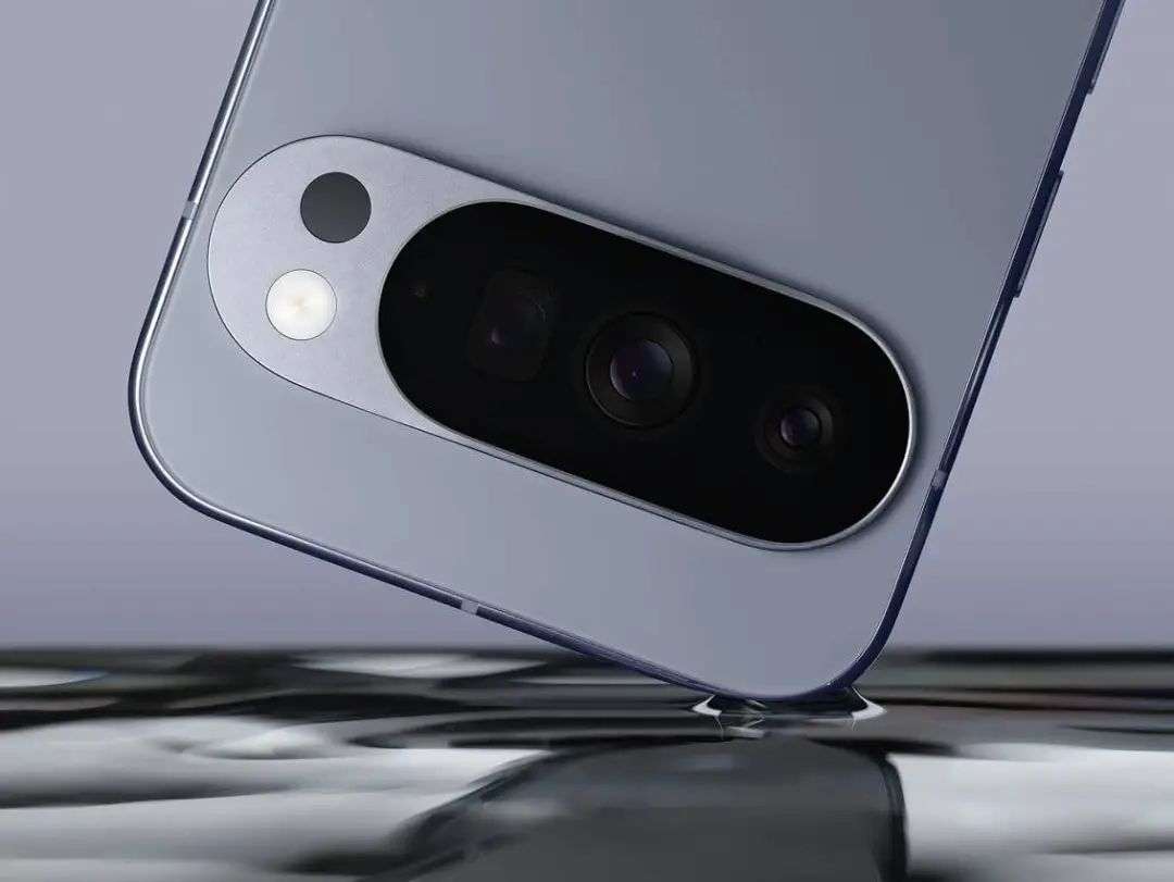 刚刚发布的 Pixel 10 ，把 iPhone 画的 AI 大饼直接端了出来  第19张