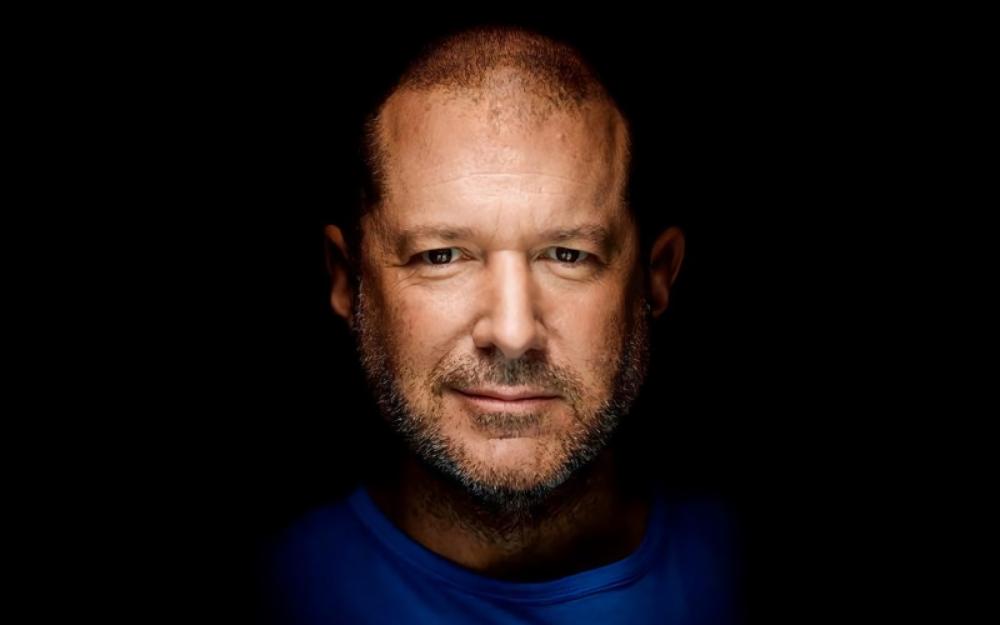 “AI版iPhone”毫无意义？苹果前首席设计官乔尼·艾维到底在造什么  第1张