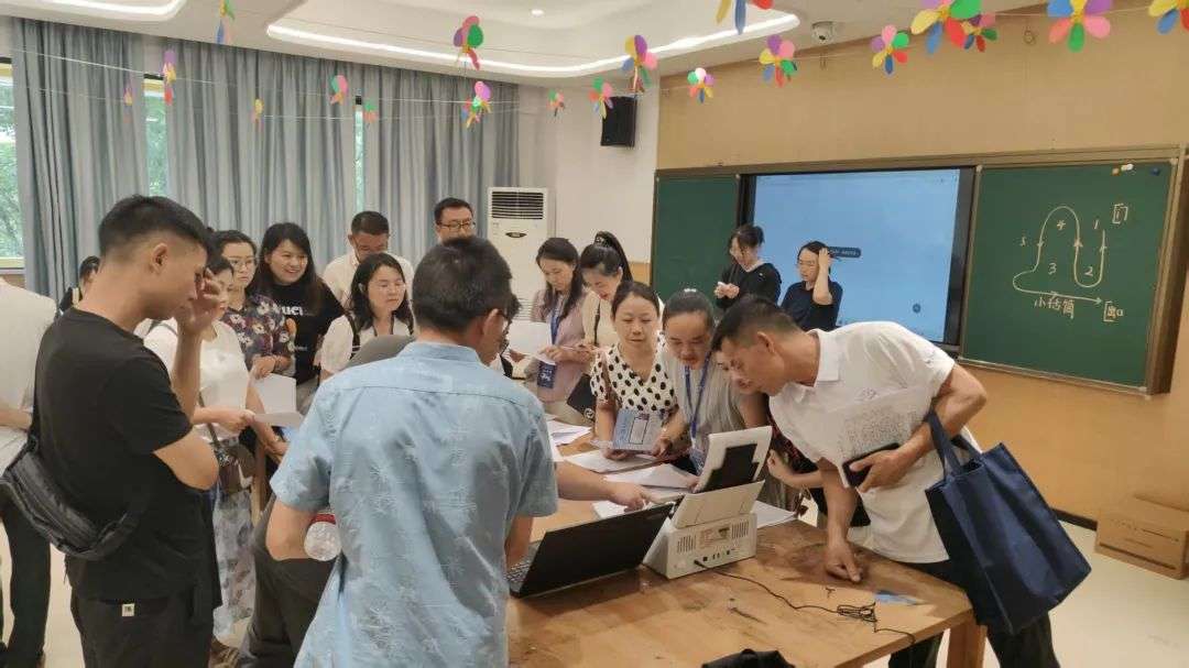 从“听讲”到“体验”——海曙小学人工智能赋能课堂“全攻略”  第8张