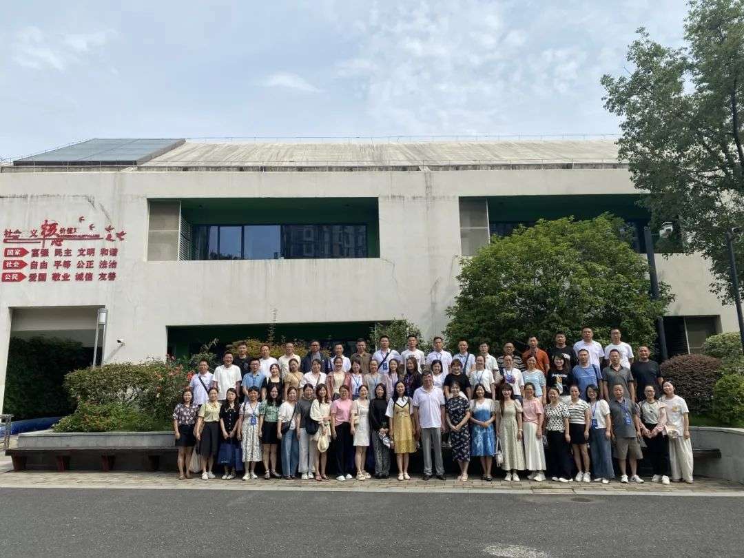 从“听讲”到“体验”——海曙小学人工智能赋能课堂“全攻略”  第15张