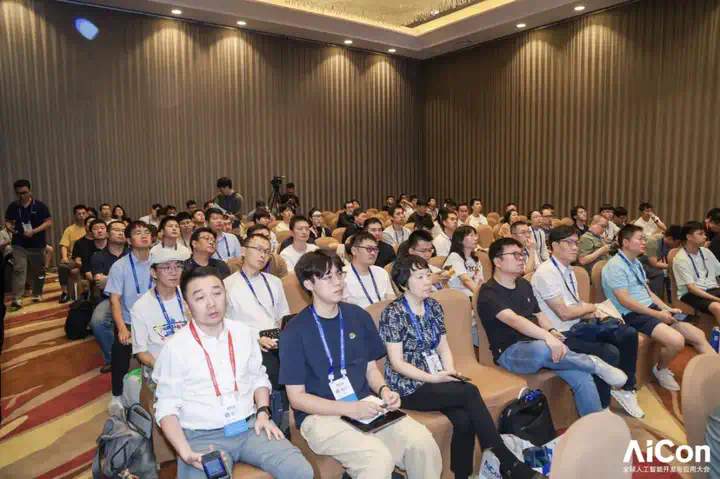 从大模型到智能体：50+ 头部企业的 AI 进化实践  第10张