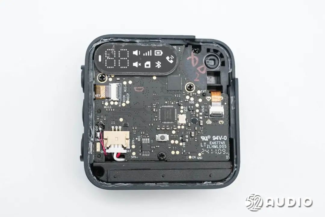 拆解Xiaomi小米运动对讲机 内置两颗敏芯股份的MEMS麦克风组成拾音阵列  第16张