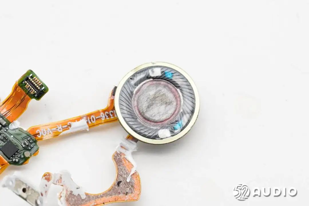拆解UGREEN绿联HiTune H6 Pro真无线降噪耳机 搭载SSP707电源管理芯片 内置敏芯股份MEMS麦克风拾音  第37张