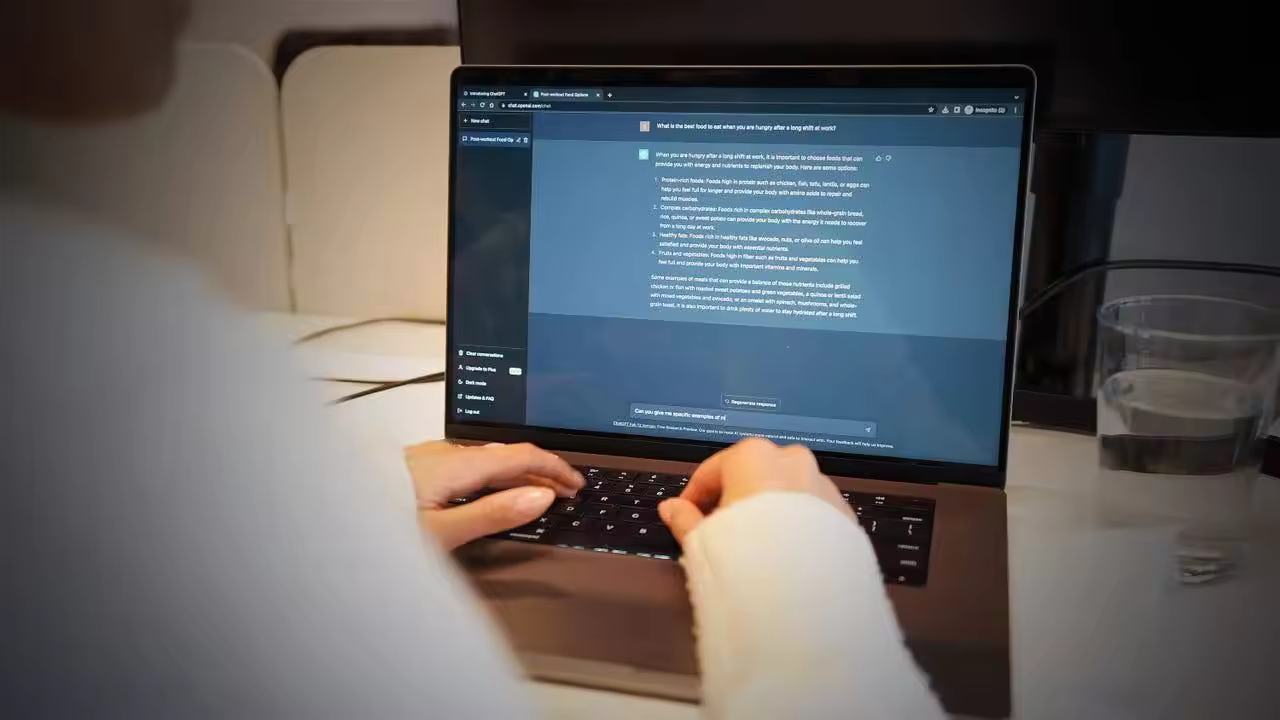 如何使用ChatGPT编写你的简历  第1张