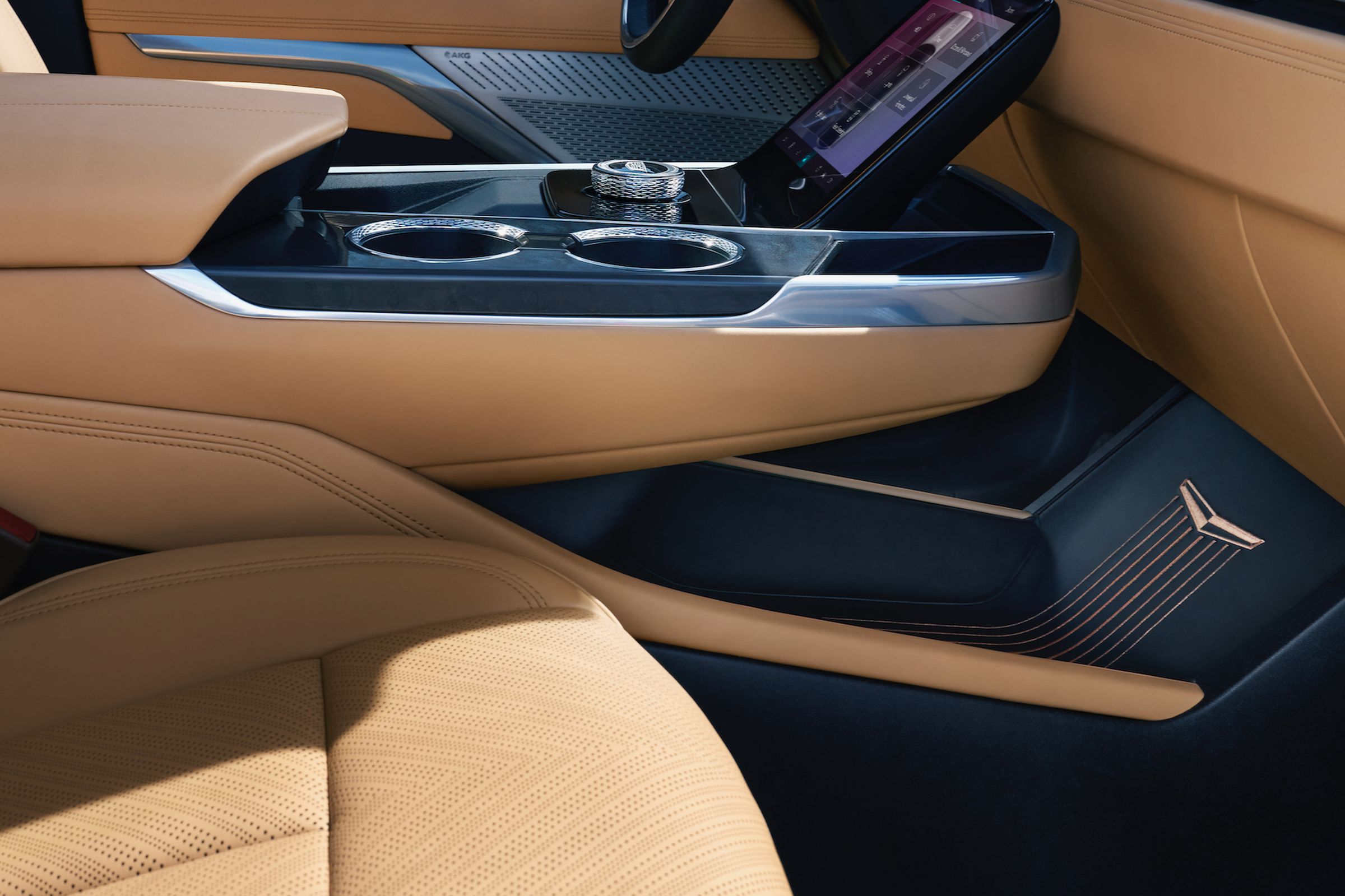 百度白读白度拜读baidu09动察：全电动凯迪拉克 Escalade IQ 剖析，具备 Super Cruise 技术