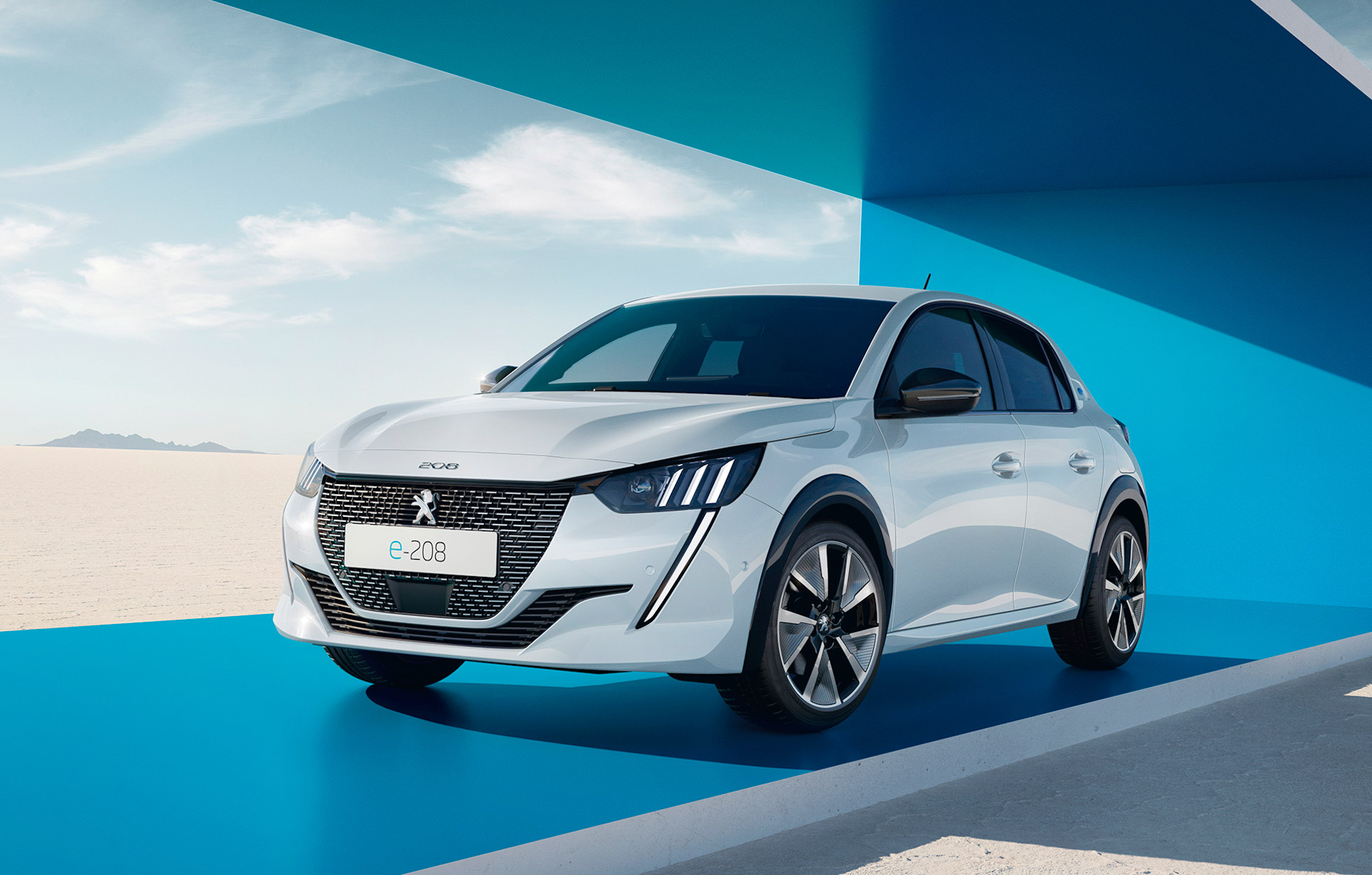 百度白读白度拜读baidu09小型电动车新贵，2023 Peugeot e-208 升级为 20 HP Boost