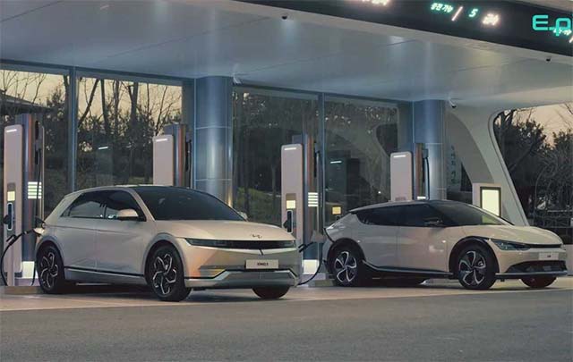 百度白读白度拜读baidu09动点汽车：现代IONIQ 5、广汽埃安 LX 氢燃料版、奇瑞鲲鹏 PHEV 混动平台