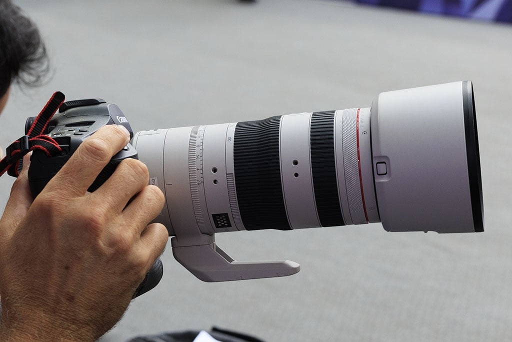 佳能RF 70-200mm f2.8L USM Z或将有两种配色  第1张