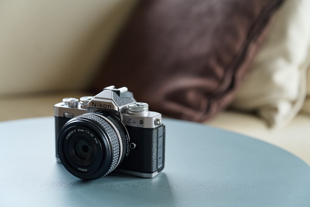紧凑轻质 尼康发布尼克尔 Z 40mm f／2 (SE)定焦镜头  第2张