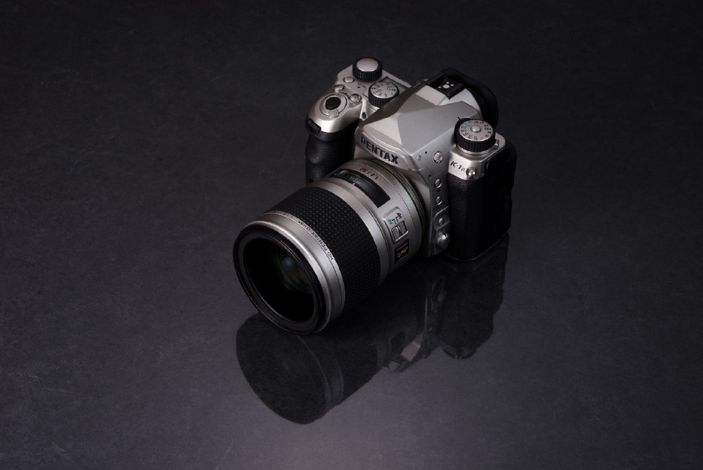 执着追求 表现自我 PENTAX K-1 Mark II银色款限量上市  第1张