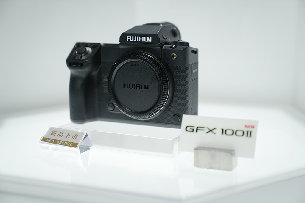 全能中画幅无反相机的诞生 富士GFX100 II发布  第3张