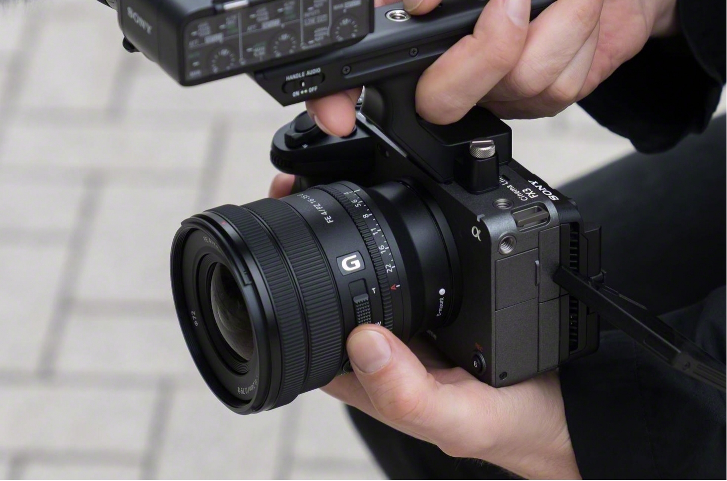 索尼最轻F4恒定光圈电动变焦镜头FE PZ 16-35mm F4 G发布  第6张
