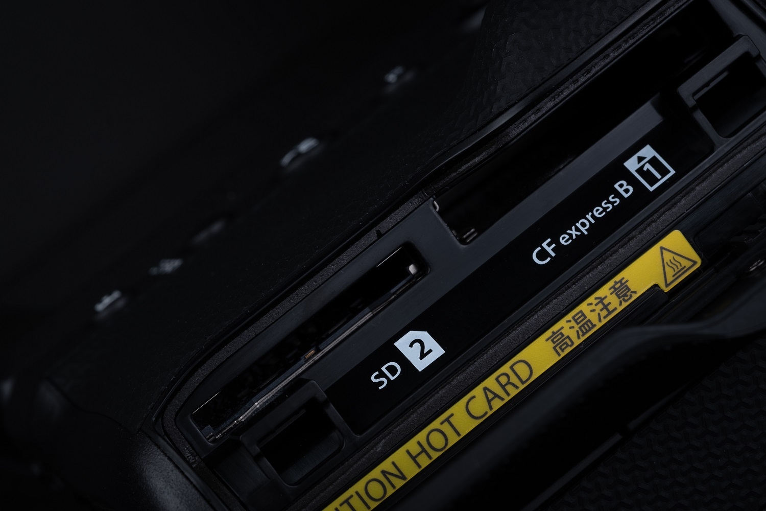 富士胶片发布无反数码相机 FUJIFILM GFX100 II  第8张