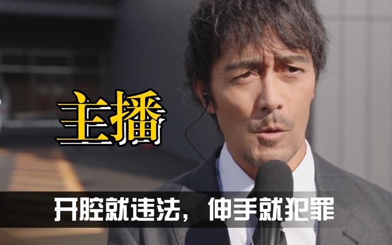 56歲親身上陣跳入大海，阿部寬帥度爆表，拍攝現場圈粉無數，卻最在意兩位千金。  第1张