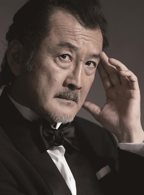 吉田鋼太郎62歲當爸～ 與小22歲妻子明年春天迎來寶寶。  第1张